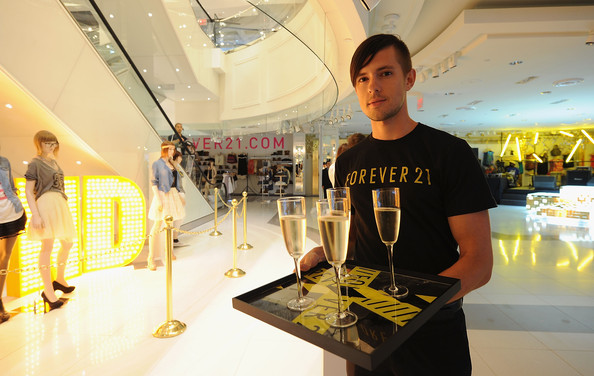 Forever+21+New+Times+Square+Opening+Celebration+tA2b_ZAioUsl