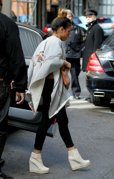 Chris+Brown+regains+composure+2Ty55CEBERWl