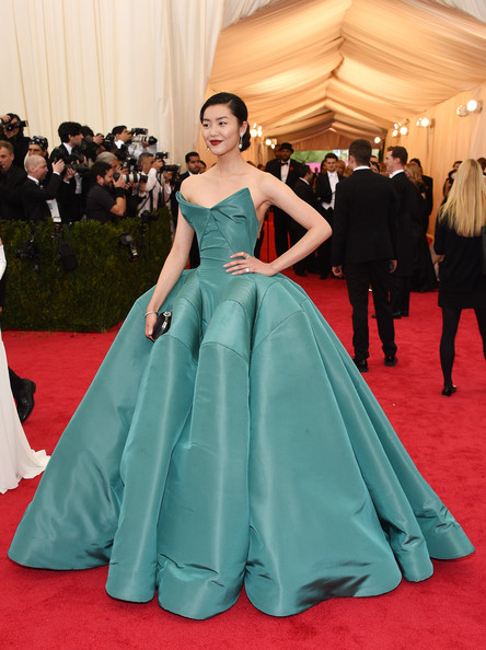 Liu+Wen+Red+Carpet+Arrivals+Met+Gala+Part+lmlStsLI1hql