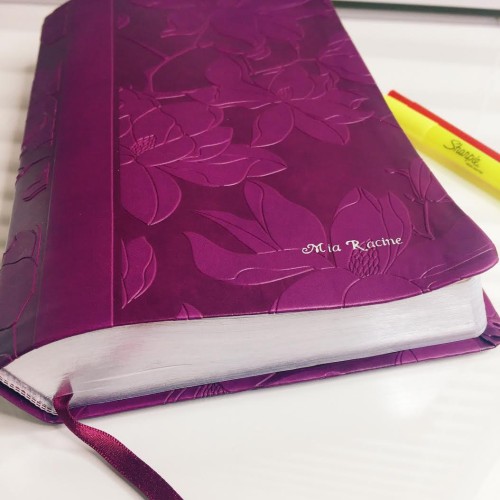 Life + Style: The Woman's Study Bible